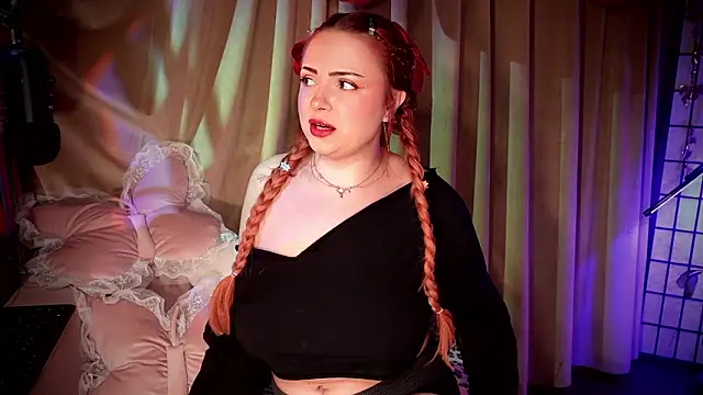 Snapshot of MayaAkashova chatting on February 23, 2026, 3:04 am MayaAkashova online show from February 23, 2026, 3:04 am