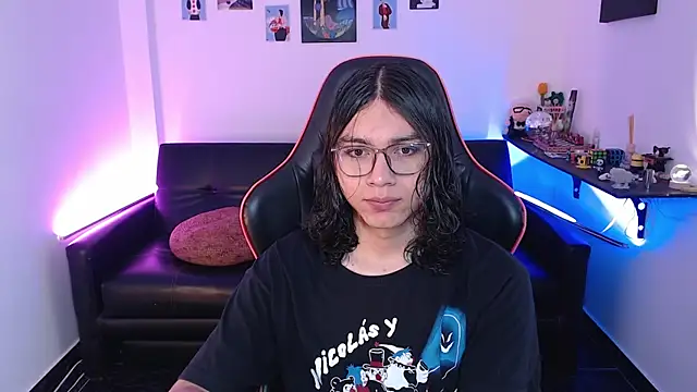 Snapshot of malik_harrison__ chatting on September 15, 2025, 3:45 pm malik harrison   online show from September 15, 2025, 3:45 pm