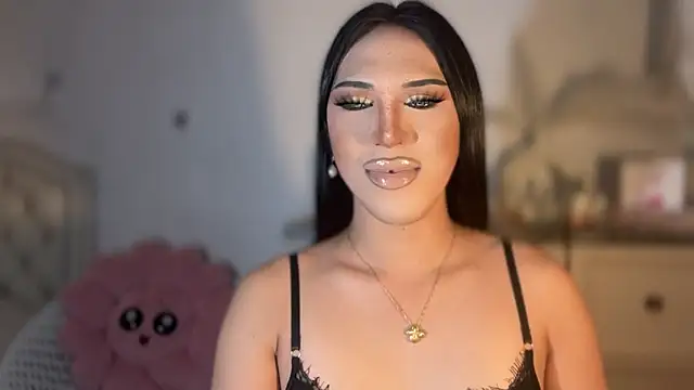 Snapshot of Ts_glamxxxx chatting on November 5, 2025, 8:47 am Ts glamxxxx online show from November 5, 2025, 8:47 am