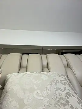 Snapshot of ALISSON_FOXXX1 chatting on February 22, 2026, 10:52 pm ALISSON FOXXX1 online show from February 22, 2026, 10:52 pm