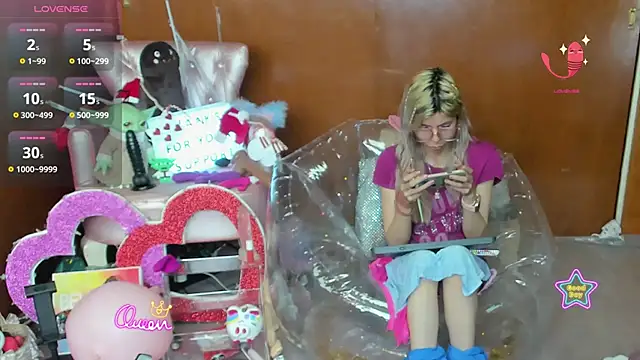 Skinygirl online show from January 7, 2026, 7:05 pm