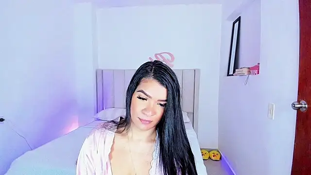 Snapshot of sheirysex_ chatting on January 24, 2025, 4:27 am sheirysex  online show from January 24, 2025, 4:27 am