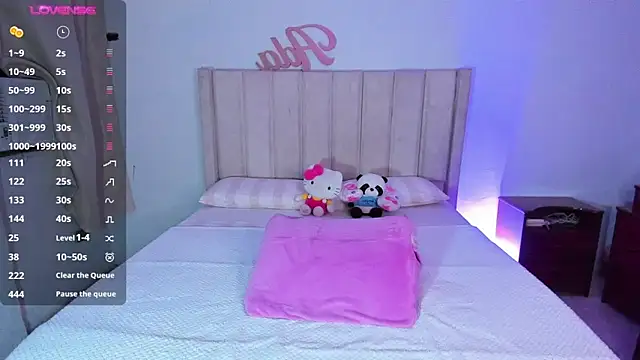 sheirysex  online show from March 12, 2026, 3:34 am