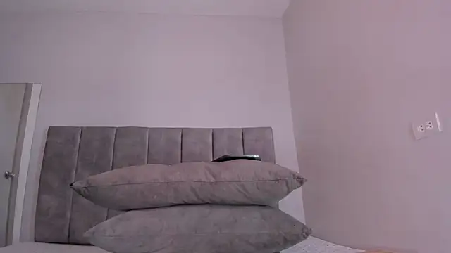 Snapshot of taylor_suxx chatting on January 15, 2026, 2:54 pm taylor suxx online show from January 15, 2026, 2:54 pm