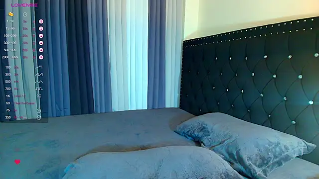 FuckDollNicky online show from August 1, 2026, 11:25 pm