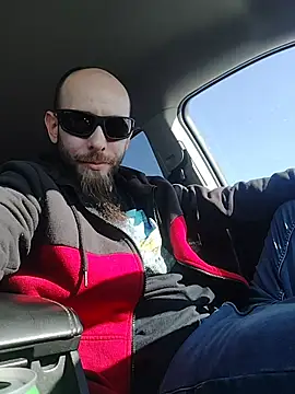 JohnnyFaster online show from February 8, 2026, 4:32 pm