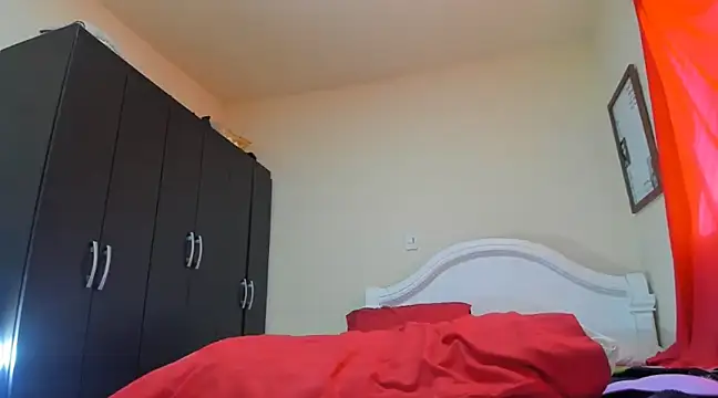 drippyorlovee online show from January 7, 2025, 9:46 pm