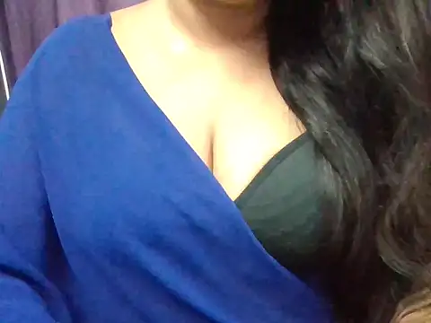 Snapshot of Roopshikha39 chatting on June 7, 2026, 6:33 pm Roopshikha39 online show from June 7, 2026, 6:33 pm