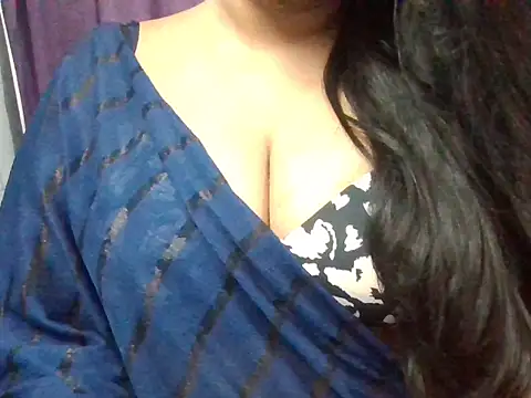 Snapshot of Roopshikha39 chatting on June 16, 2026, 6:32 pm Roopshikha39 online show from June 16, 2026, 6:32 pm