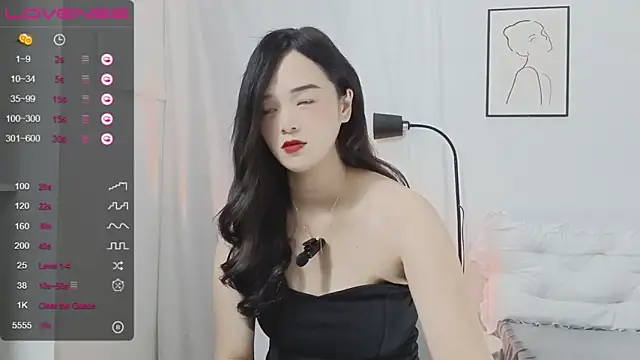 Snapshot of QiuPeiPeimmm chatting on December 4, 2024, 10:46 am QiuPeiPeimmm online show from December 4, 2024, 10:46 am