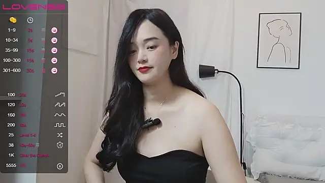 Snapshot of QiuPeiPeimmm chatting on December 4, 2024, 1:53 pm QiuPeiPeimmm online show from December 4, 2024, 1:53 pm