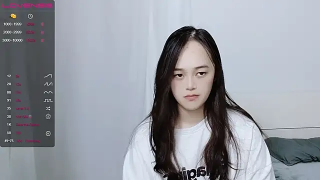 Snapshot of QiuPeiPeimmm chatting on March 13, 2025, 6:01 pm QiuPeiPeimmm online show from March 13, 2025, 6:01 pm