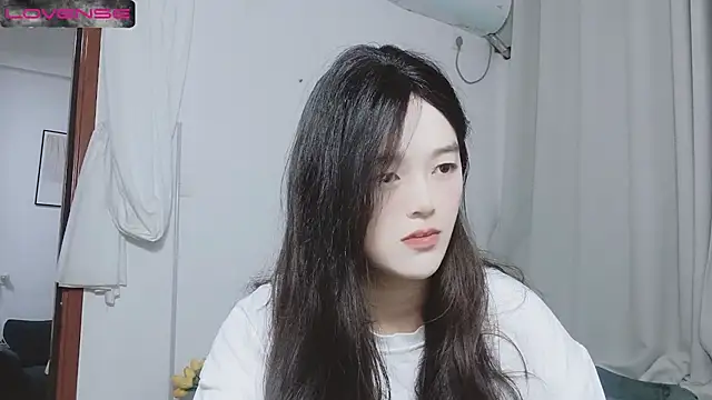 Snapshot of QiuPeiPeimmm chatting on March 19, 2025, 2:46 pm QiuPeiPeimmm online show from March 19, 2025, 2:46 pm