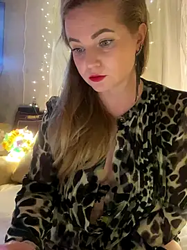 Snapshot of Lady__Maria chatting on December 2, 2024, 4:20 pm Lady Maria online show from December 2, 2024, 4:20 pm
