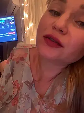 Snapshot of Lady__Maria chatting on January 10, 2025, 8:04 pm Lady Maria online show from January 10, 2025, 8:04 pm