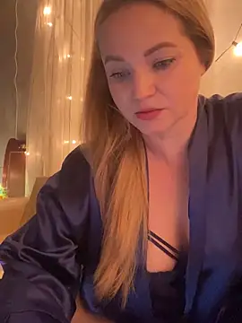 Snapshot of Lady__Maria chatting on February 19, 2025, 7:05 pm Lady Maria online show from February 19, 2025, 7:05 pm
