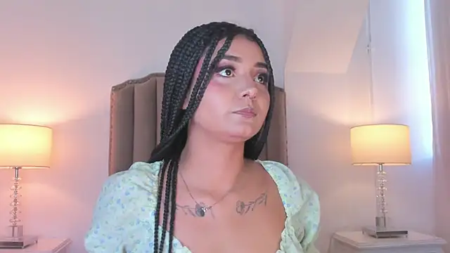 Emma Torres   online show from June 27, 2026, 12:22 pm