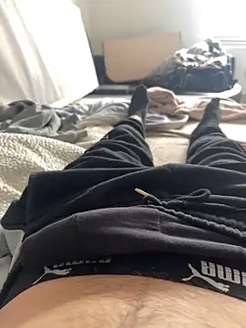 Snapshot of oroszlanw chatting on October 5, 2025, 1:42 pm oroszlanw online show from October 5, 2025, 1:42 pm