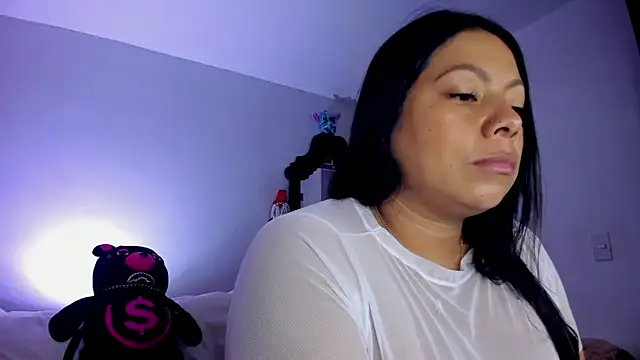 sweet evill  online show from November 20, 2025, 11:59 pm