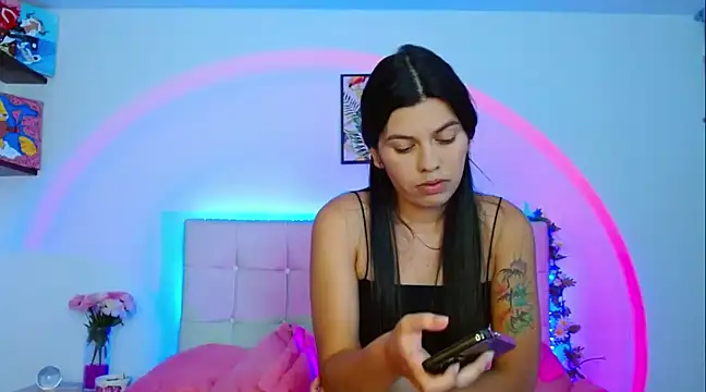 Layla Rachel online show from February 14, 2025, 1:23 am