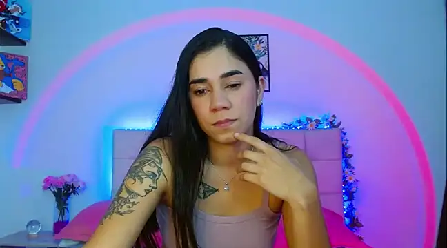 Layla Rachel online show from March 5, 2025, 1:31 am