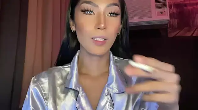 Bella Gordon online show from December 24, 2024, 12:44 pm