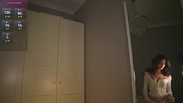 Snapshot of -JuicyMolly- chatting on February 27, 2026, 3:01 pm -JuicyMolly- online show from February 27, 2026, 3:01 pm