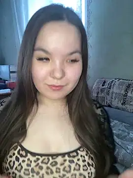 Snapshot of Var_Kiss chatting on March 10, 2025, 7:21 am Var Kiss online show from March 10, 2025, 7:21 am