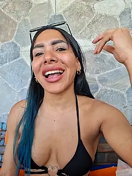 Doll Loren online show from June 20, 2026, 4:54 pm
