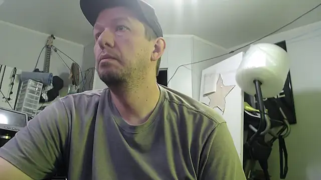 Snapshot of anon_1962 chatting on November 4, 2025, 5:56 pm anon 1962 online show from November 4, 2025, 5:56 pm