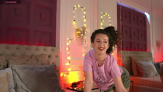 AnaAnais online show from August 5, 2026, 3:04 pm