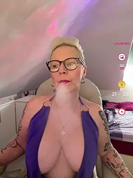 German Milf online show from May 31, 2026, 12:34 pm