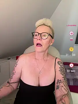 German Milf online show from June 8, 2026, 9:31 am