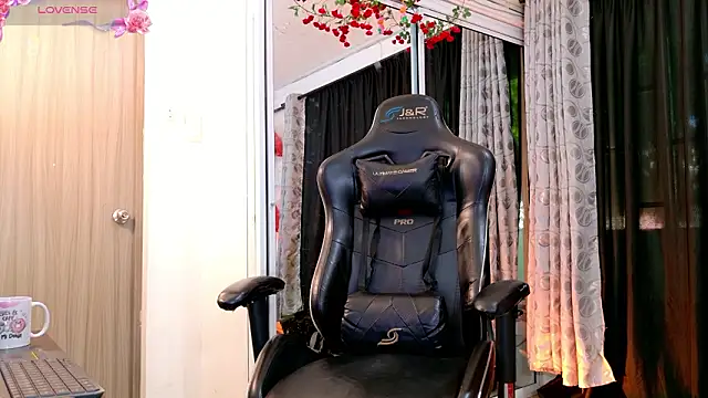 BLACK ROSSE 1 online show from March 9, 2026, 12:42 pm