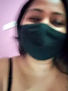 Shristiprakash0 online show from December 18, 2025, 6:36 pm