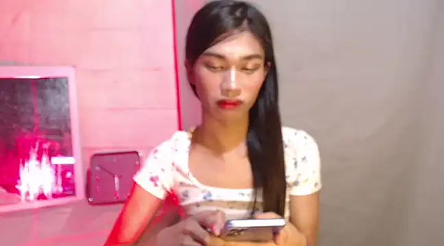 Snapshot of ToKeNa chatting on January 24, 2025, 4:05 am ToKeNa online show from January 24, 2025, 4:05 am