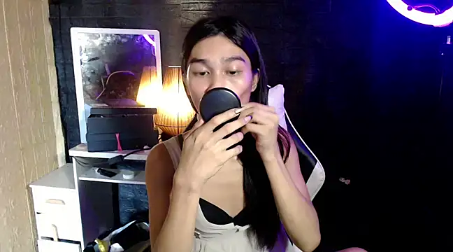 Snapshot of ToKeNa chatting on March 21, 2025, 7:22 am ToKeNa online show from March 21, 2025, 7:22 am