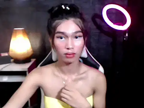 Snapshot of ToKeNa chatting on March 23, 2025, 5:10 am ToKeNa online show from March 23, 2025, 5:10 am