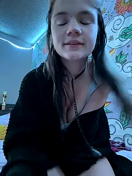 Snapshot of Cutiepiespanks chatting on September 8, 2025, 5:01 pm Cutiepiespanks online show from September 8, 2025, 5:01 pm