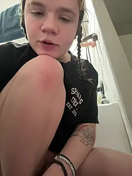 Cutiepiespanks online show from May 1, 2026, 9:03 am