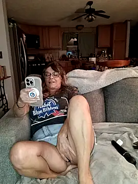 Snapshot of cowgirlc chatting on March 19, 2025, 3:30 am cowgirlc online show from March 19, 2025, 3:30 am