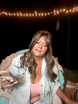 Snapshot of cowgirlc chatting on September 25, 2025, 1:53 am cowgirlc online show from September 25, 2025, 1:53 am