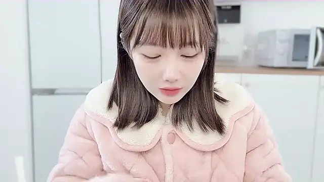 Villagechief online show from March 18, 2025, 2:15 am