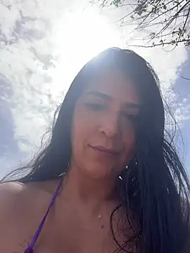 Cataleya80 online show from May 6, 2026, 9:36 am