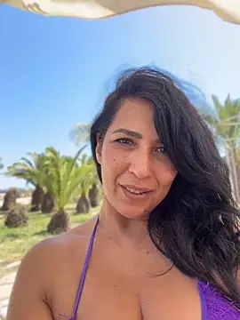 Cataleya80 online show from June 3, 2026, 2:08 pm