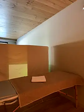 Snapshot of EmaSalis chatting on September 18, 2025, 10:50 am EmaSalis online show from September 18, 2025, 10:50 am