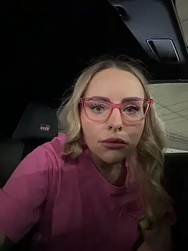 EmaSalis online show from February 18, 2026, 10:00 am