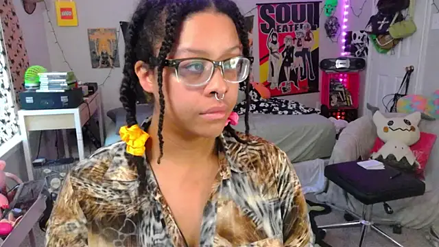 Snapshot of N1NT3NDH03 chatting on October 1, 2025, 1:39 pm N1NT3NDH03 online show from October 1, 2025, 1:39 pm