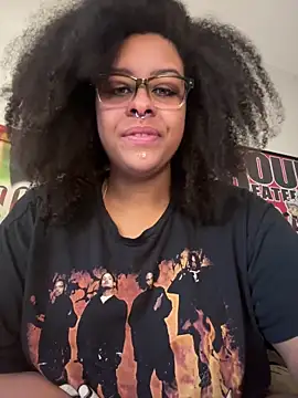 N1NT3NDH03 online show from November 4, 2025, 2:27 pm