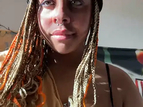 Snapshot of N1NT3NDH03 chatting on February 23, 2026, 10:40 pm N1NT3NDH03 online show from February 23, 2026, 10:40 pm